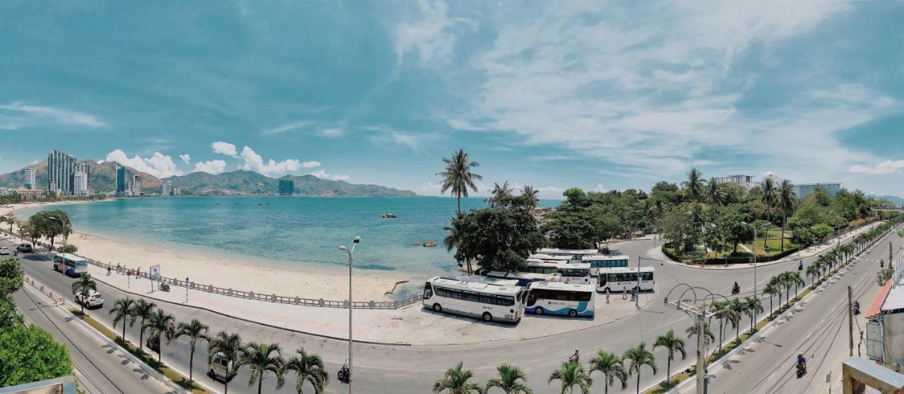 Vivid Seaside Homestay Nha Trang Exterior photo